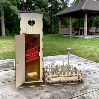 Мини-бар «Мои любимые 6 соток» рюмки в комплекте фото