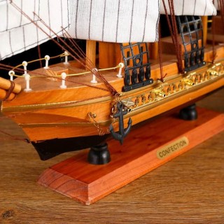 Парусник декоративный трехмачтовый «Аstrild» фото