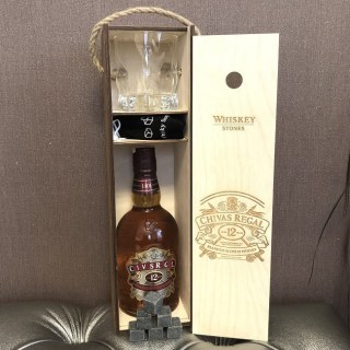 Подарочный набор для виски «Chivas Regal» со стаканом и камнями Минск +375447651009