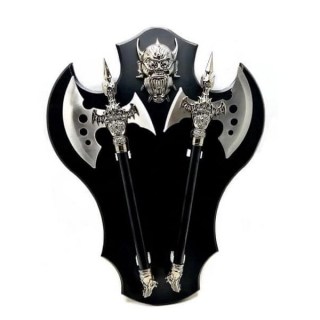 Сувенирное оружие на панно «Топоры» с демоном 45х57 см Минск